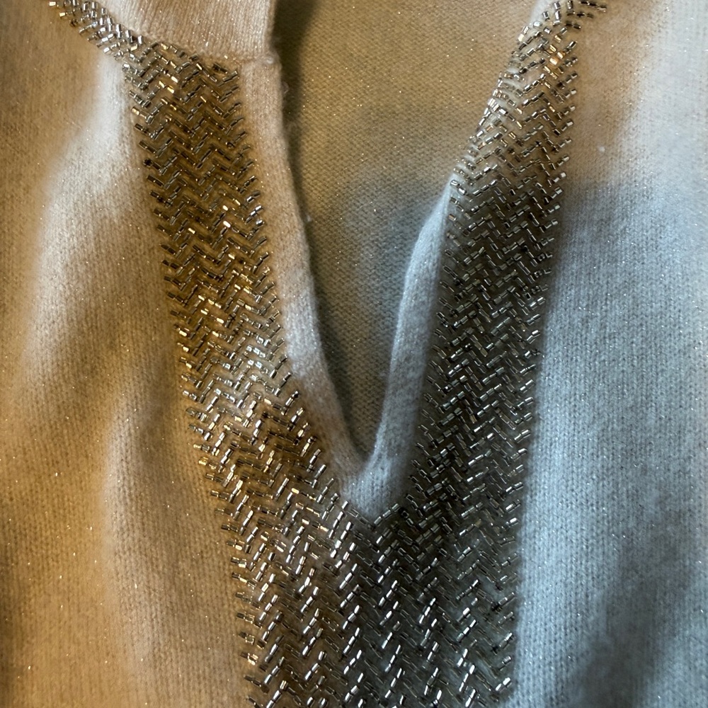 Tommy Bahama Cashmere Beaded V Neck Sweater L Cream - Picture 13 of 13